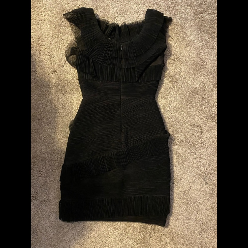 BCBG Max Azaria Petite